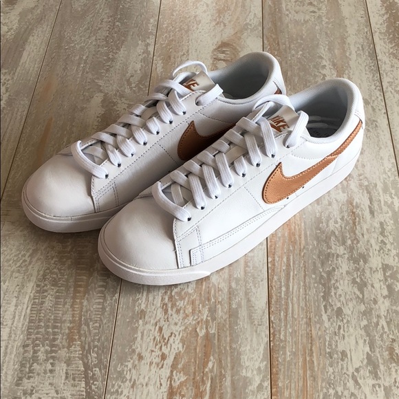 NWT Nike blazer low rose gold swoosh - Picture 7 of 7